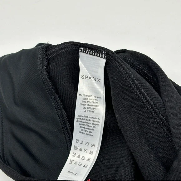 SPANX Moto Ponte Faux Leather Leggings - Picture 6 of 10